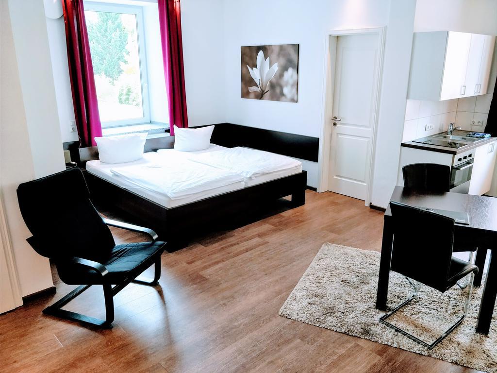 Aparthotel - Stadtvilla Premium ชไวน์ฟอร์ท ภายนอก รูปภาพ